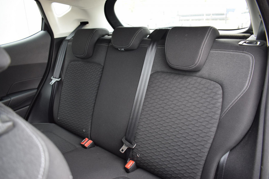 Ford Fiesta 1.0 EcoBoost Hybrid Titanium | Apple CarPlay | Climate | Cruise | Navi