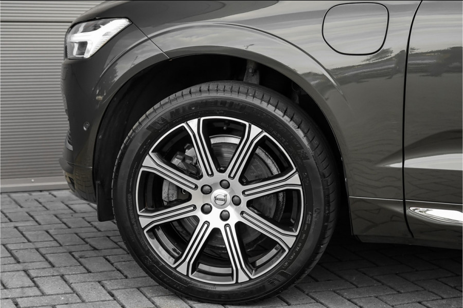 Volvo XC60 2.0 T8 Twin Engine AWD Inscription Pano CarPlay Camera 360° Trekhaak 20"