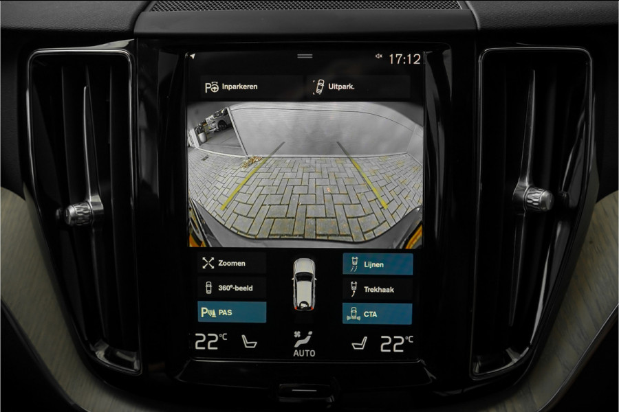 Volvo XC60 2.0 T8 Twin Engine AWD Inscription Pano CarPlay Camera 360° Trekhaak 20"