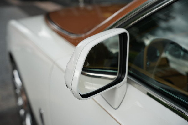 Rolls-Royce Phantom 6.7 V12 Starlight Headliner Rear Theatre Individual Rear Seats 22-Inch Polished Wheels