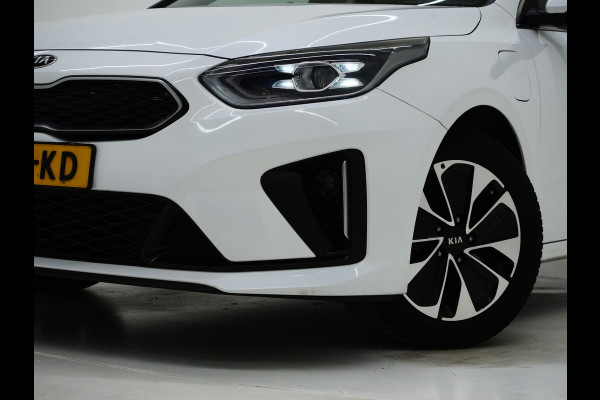 Kia Ceed Sportswagon 1.6 GDI PHEV DynamicLine | Camera | Keyless | Carplay | LED | Cruise | Lane Assist | Climate