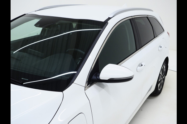 Kia Ceed Sportswagon 1.6 GDI PHEV DynamicLine | Camera | Keyless | Carplay | LED | Cruise | Lane Assist | Climate