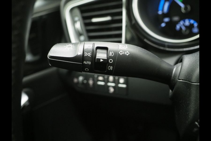 Kia Ceed Sportswagon 1.6 GDI PHEV DynamicLine | Camera | Keyless | Carplay | LED | Cruise | Lane Assist | Climate