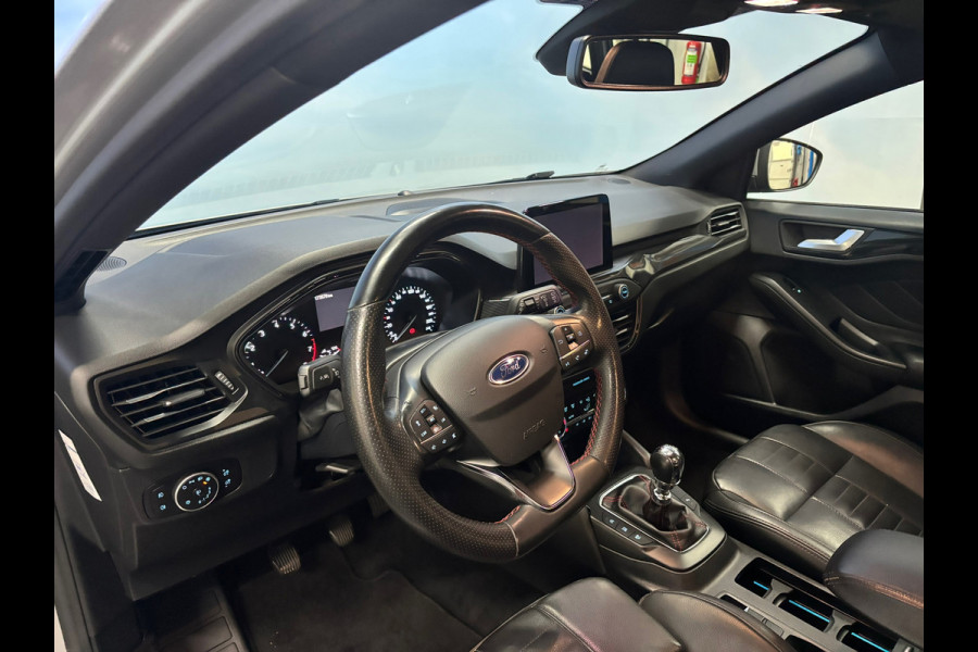 Ford FOCUS Wagon 1.0 EcoBoost Hybrid ST Line Business Clima | Leer | Navi | Cruise | Trekhaak