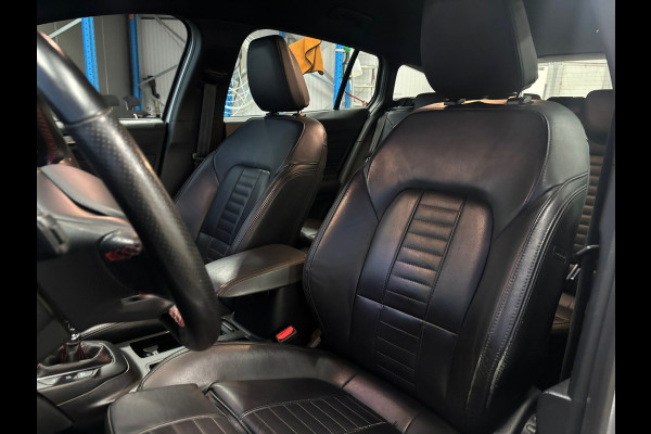 Ford FOCUS Wagon 1.0 EcoBoost Hybrid ST Line Business Clima | Leer | Navi | Cruise | Trekhaak