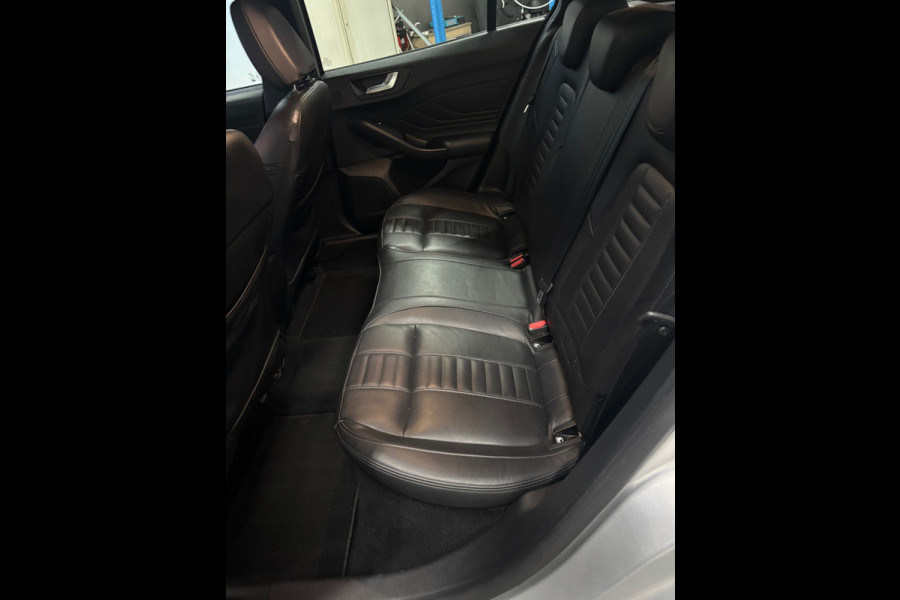 Ford FOCUS Wagon 1.0 EcoBoost Hybrid ST Line Business Clima | Leer | Navi | Cruise | Trekhaak