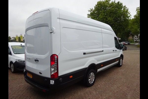 Ford Transit 350 2.0 TDCI L4H3 Trend RWD AIRCO 3 ZITPLAATSEN