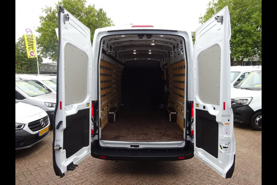 Ford Transit 350 2.0 TDCI L4H3 Trend RWD AIRCO 3 ZITPLAATSEN