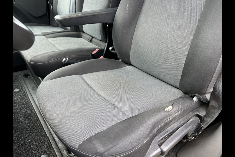 Renault Master T35 2.3 dCi 150 L2H2 Automaat Work Ed.