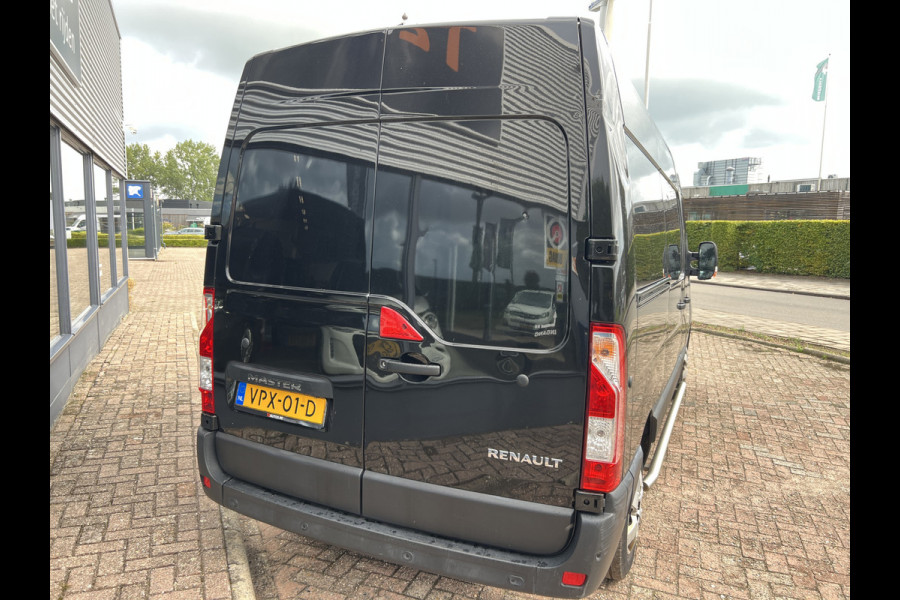 Renault Master T35 2.3 dCi 150 L2H2 Automaat Work Ed.