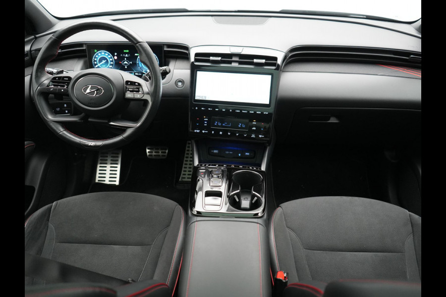 Hyundai Tucson 1.6 T-GDI N Line 4WD PHEV 265pk Dealer O.H | Panodak | Trekhaak Afn. | Adaptive Cruise | 360 Camera | Alcantara Sportstoelen Memory & Ventilatie | Stoelen & Stuur Verwarmd | Krell Audio | Carplay | Blis | Keyless | Navigatie | DAB | 19"L.M | Plug In Hybrid