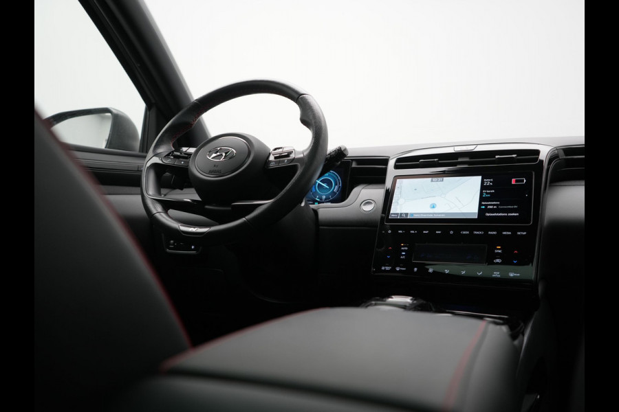 Hyundai Tucson 1.6 T-GDI N Line 4WD PHEV 265pk Dealer O.H | Panodak | Trekhaak Afn. | Adaptive Cruise | 360 Camera | Alcantara Sportstoelen Memory & Ventilatie | Stoelen & Stuur Verwarmd | Krell Audio | Carplay | Blis | Keyless | Navigatie | DAB | 19"L.M | Plug In Hybrid