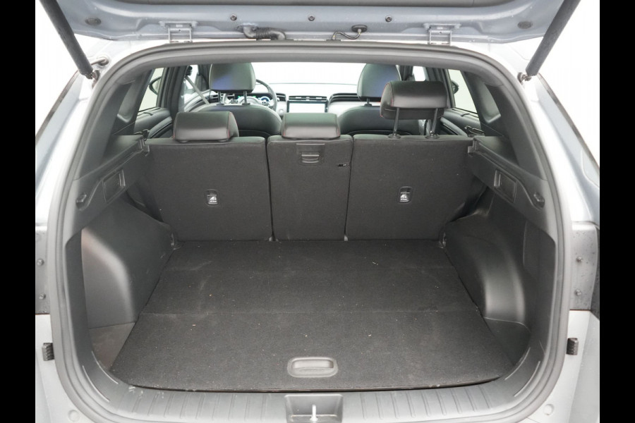 Hyundai Tucson 1.6 T-GDI N Line 4WD PHEV 265pk Dealer O.H | Panodak | Trekhaak Afn. | Adaptive Cruise | 360 Camera | Alcantara Sportstoelen Memory & Ventilatie | Stoelen & Stuur Verwarmd | Krell Audio | Carplay | Blis | Keyless | Navigatie | DAB | 19"L.M | Plug In Hybrid
