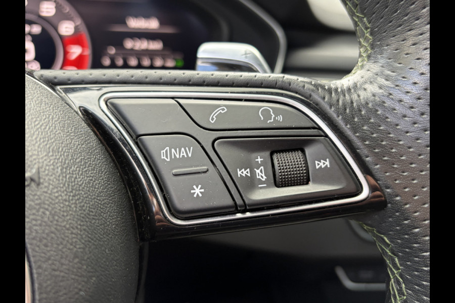 Audi A5 Coupé 2.9 TFSI RS 5 quattro HULK Milltek Audi Exclusive HUD Carbon