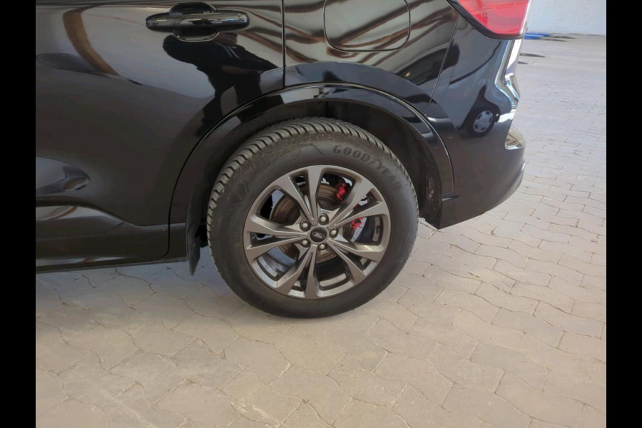 Ford Kuga 2.5 PHEV ST-Line X | Slechts 30.000 KM ! | Trekhaak | Winter Pack | Navigatie |