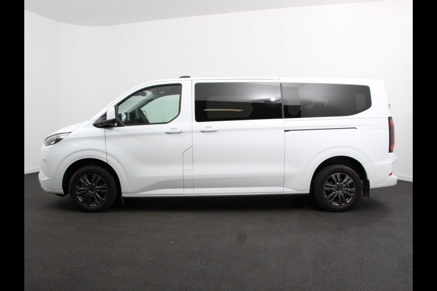 Ford E-Transit Custom 340 L2H1 Limited 65 kWh 8 persoons Adaptieve cruise control Airco Lichtmetalen Velgen Extra getint glas Camera Navigatie Apple Carplay/ Android Auto
