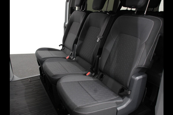Ford E-Transit Custom 340 L2H1 Limited 65 kWh 8 persoons Adaptieve cruise control Airco Lichtmetalen Velgen Extra getint glas Camera Navigatie Apple Carplay/ Android Auto