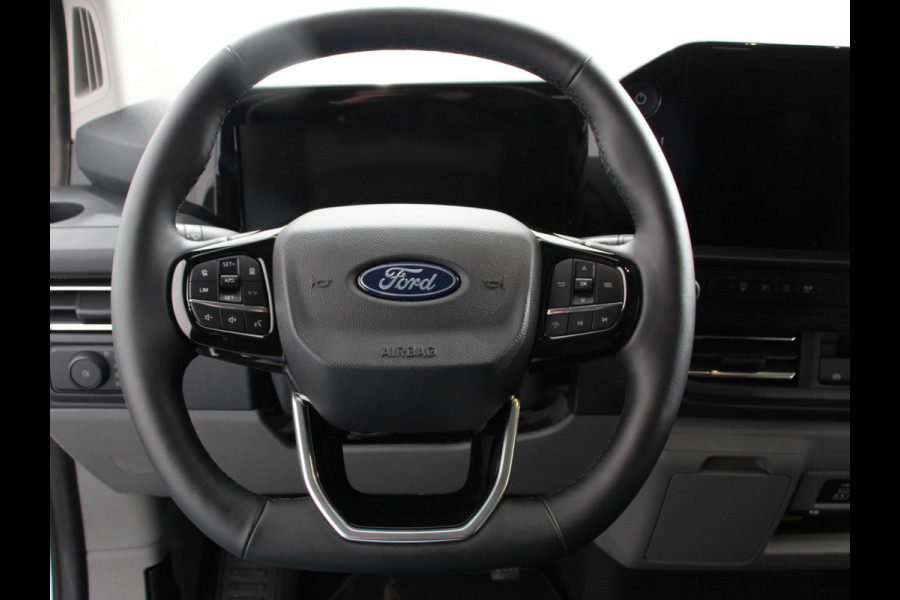 Ford E-Transit Custom 340 L2H1 Limited 65 kWh 8 persoons Adaptieve cruise control Airco Lichtmetalen Velgen Extra getint glas Camera Navigatie Apple Carplay/ Android Auto