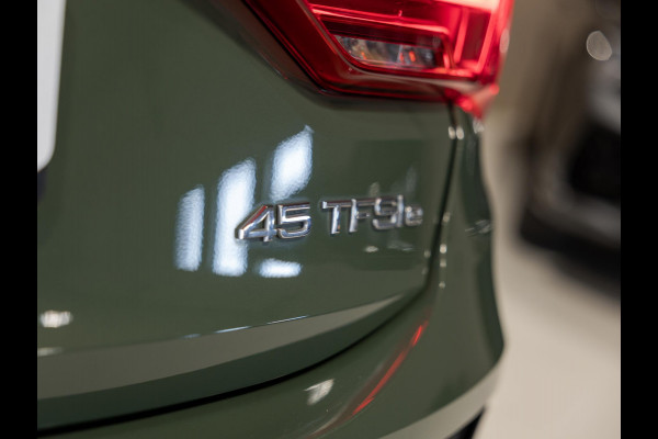 Audi Q3 Sportback 45 TFSI e S-Line Edition SOH 92% / 245pk / NAP / Achteruitrij camera / Trekhaak / Dodehoek herkenning /