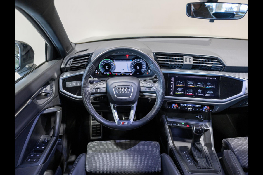 Audi Q3 Sportback 45 TFSI e S-Line Edition SOH 92% / 245pk / NAP / Achteruitrij camera / Trekhaak / Dodehoek herkenning /