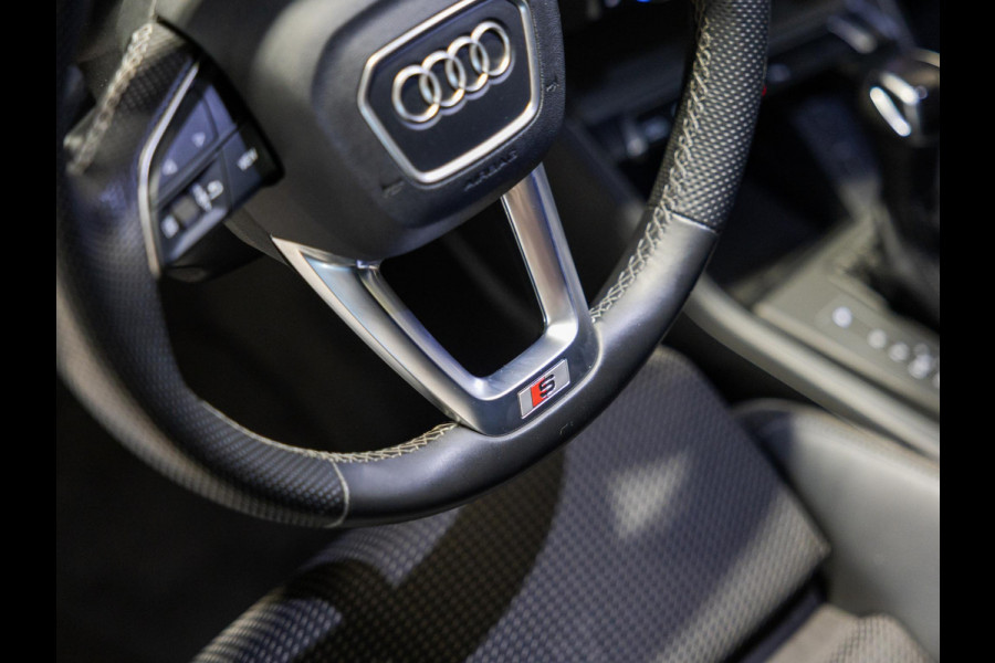 Audi Q3 Sportback 45 TFSI e S-Line Edition SOH 92% / 245pk / NAP / Achteruitrij camera / Trekhaak / Dodehoek herkenning /