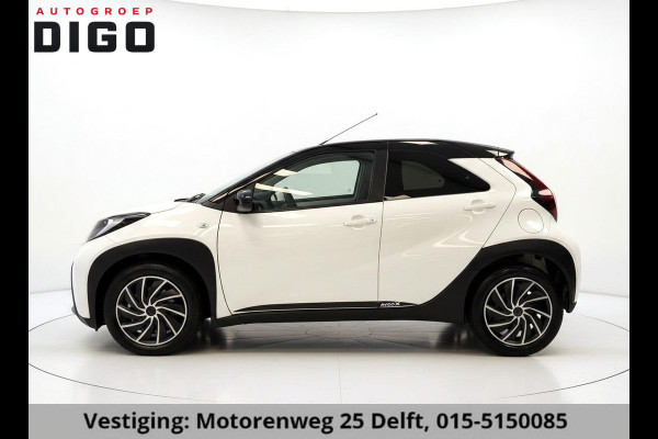 Toyota Aygo X 1.0 AUTOMAAT BI-TONE GARANTIE TOT 08-2032! AUTOMAAT. CAMERA . SLECHTS 38.000 KM . APPLE CARPLAY & ANDRIOD AUTO