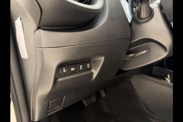 Toyota Aygo X 1.0 AUTOMAAT BI-TONE GARANTIE TOT 08-2032! AUTOMAAT. CAMERA . SLECHTS 38.000 KM . APPLE CARPLAY & ANDRIOD AUTO