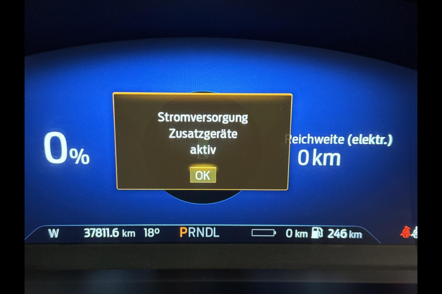 Ford Kuga 2.5 PHEV ST-Line X | Trekhaak met Afneembare Kogel | Schuif-kantel dak | Winter Pack