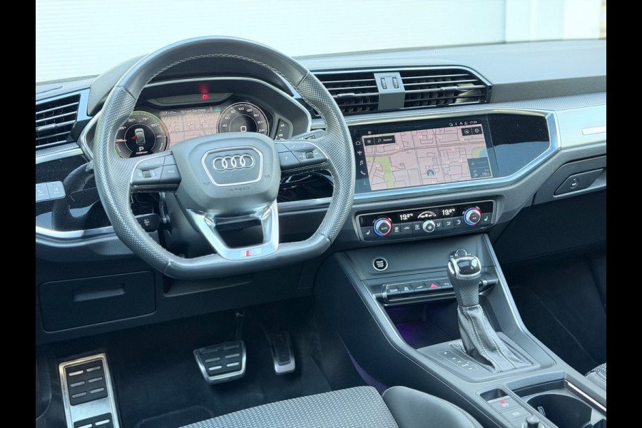 Audi Q3 Sportback 45 TFSI e S Edition Pano/Sfeer/Keyless/Matrix