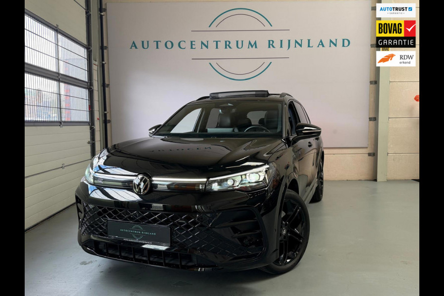 Volkswagen Tiguan 1.5 eHybrid R-Line, Panoramadak, HUD, Massage Stoelen, Trekhaak, 360 Camera