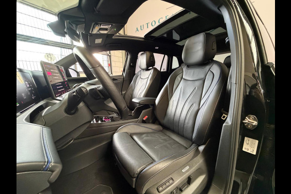 Volkswagen Tiguan 1.5 eHybrid R-Line, Panoramadak, HUD, Massage Stoelen, Trekhaak, 360 Camera