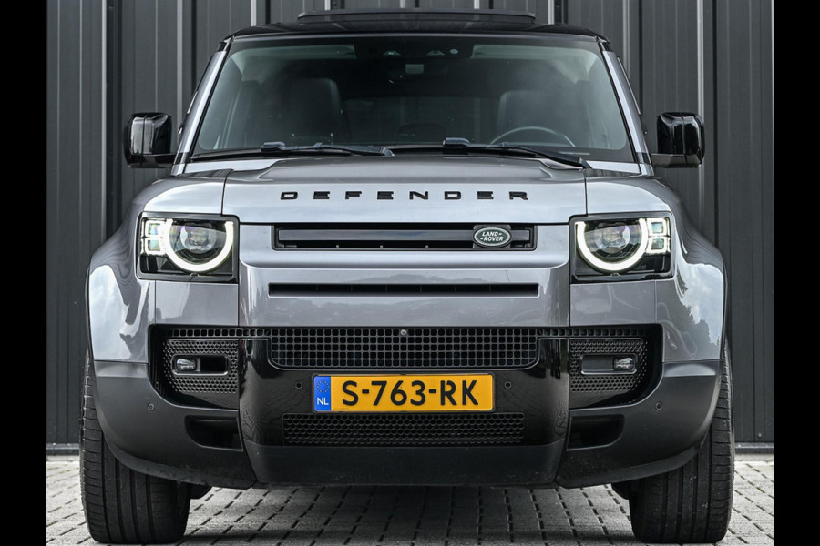 Land Rover Defender 110 2.0 P400e 110 SE Panoramadak | NL-Auto | Meridian Sound | 360 Camera | Luchtvering | Memory Seats | Koelbox | Stuurverwarming | Stoelverwarming V+A | Trekhaak |