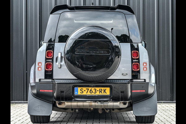 Land Rover Defender 110 2.0 P400e 110 SE Panoramadak | NL-Auto | Meridian Sound | 360 Camera | Luchtvering | Memory Seats | Koelbox | Stuurverwarming | Stoelverwarming V+A | Trekhaak |
