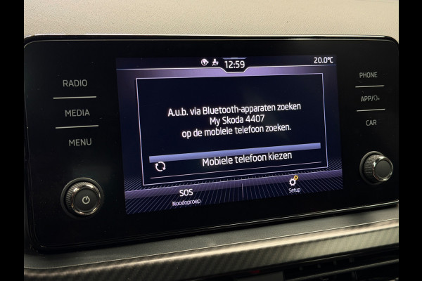 Škoda Kamiq 1.5 TSI Monte Carlo Pano CarPlay Camera