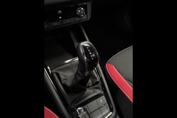 Škoda Kamiq 1.5 TSI Monte Carlo Pano CarPlay Camera