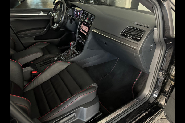 Volkswagen Golf 2.0 TSI GTI TCR Pano|Akra|Dynaudio|Camera|Blindspot