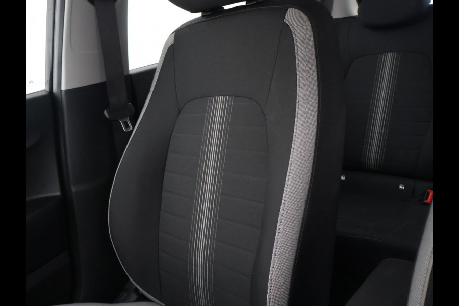 Hyundai i10 1.0 COMFORT + APPLE CARPLAY | DAB | AIRCO | DIGITALE COCKPIT | CRUISE CONTROL
