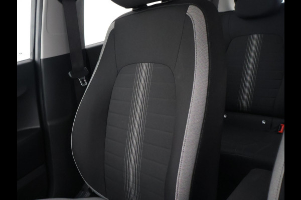 Hyundai i10 1.0 COMFORT + APPLE CARPLAY | DAB | AIRCO | DIGITALE COCKPIT | CRUISE CONTROL