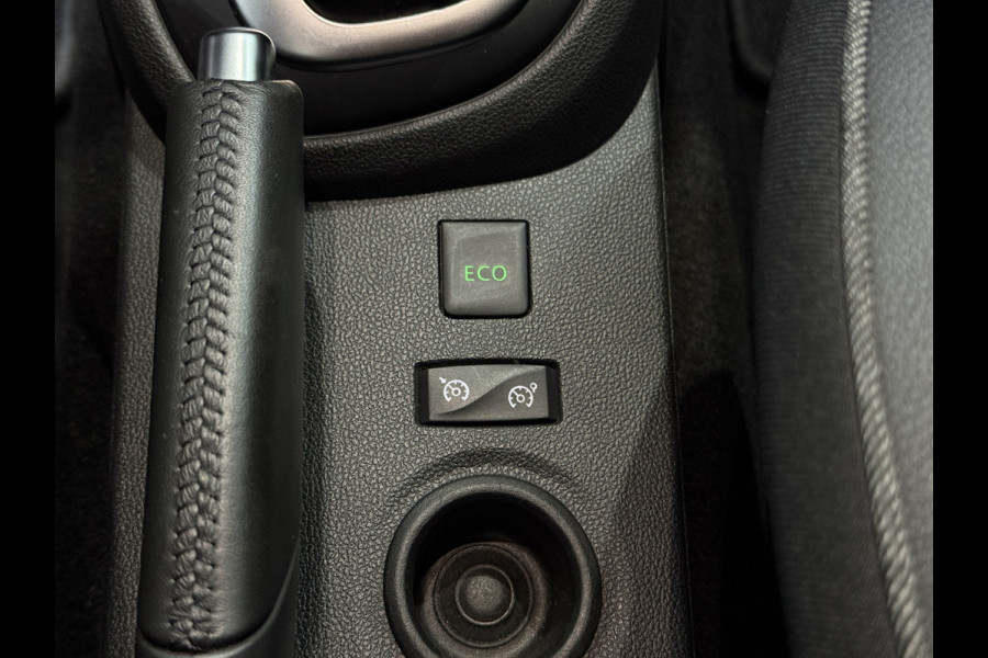 Renault Captur 1.3 TCe 150pk Version S | Navi | Camera | Dodehoek | Stoelverwarming | LED | PDC |
