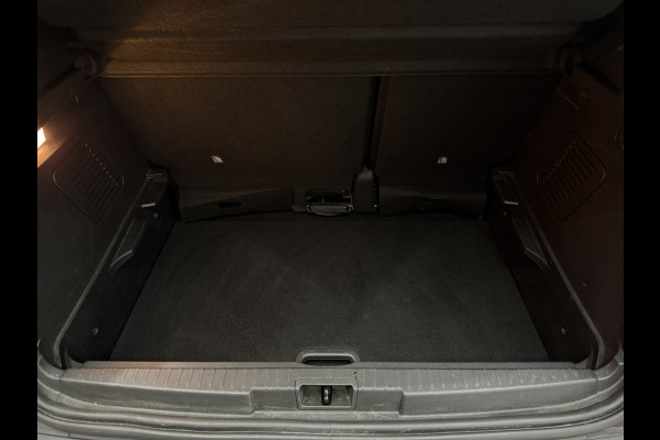 Renault Captur 1.3 TCe 150pk Version S | Navi | Camera | Dodehoek | Stoelverwarming | LED | PDC |