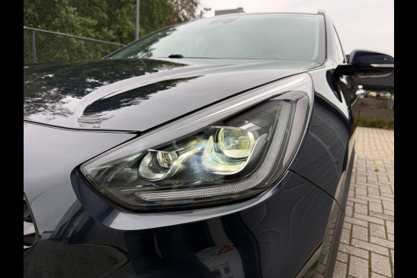 Kia Niro 1.6 GDi Hybrid ExecutiveLine - Apple CarPlay / Android Auto - Schuif-/Kanteldak - Stuur-/Stoelverwarming - Lederen Bekled