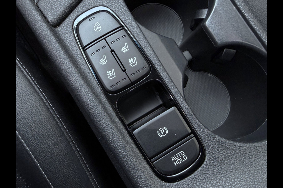 Kia Niro 1.6 GDi Hybrid ExecutiveLine - Apple CarPlay / Android Auto - Schuif-/Kanteldak - Stuur-/Stoelverwarming - Lederen Bekled