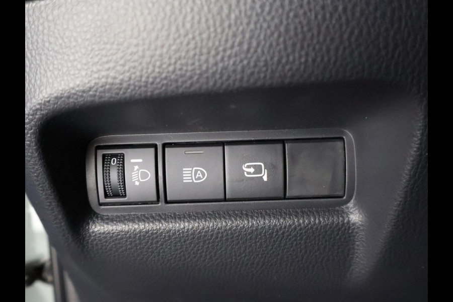 Toyota Aygo X HYBRID PULSE BI-TONE GARANTIE TOT 2036**RIJKLAAR** APPLE CARPLAY & ANDRIOD AUTO . ADAPTIEVE CRUISE CONTROL . ACHTERUITRIJ CAMERA .