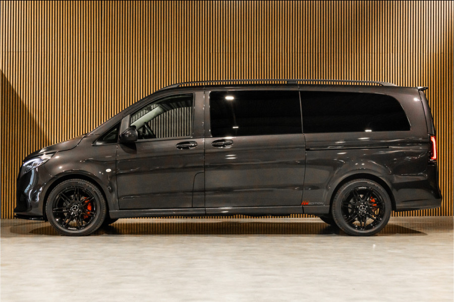Mercedes-Benz Vito 119 CDI DC L3 XL | AMG | L+R Schuifdeur | Dubbel cabine | Navigatie | CarPlay | Camera | Lederen bekleding | Stoelverwarming | 2500 kg trekgewicht | Trekhaak | Multibeam Led | PDC V+A