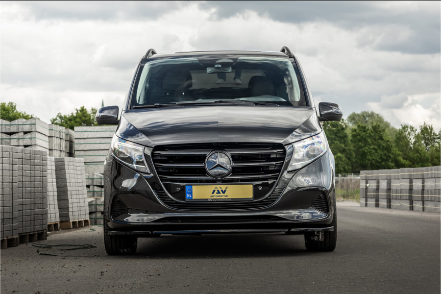 Mercedes-Benz Vito 119 CDI DC L3 XL | AMG | L+R Schuifdeur | Dubbel cabine | Navigatie | CarPlay | Camera | Lederen bekleding | Stoelverwarming | 2500 kg trekgewicht | Trekhaak | Multibeam Led | PDC V+A