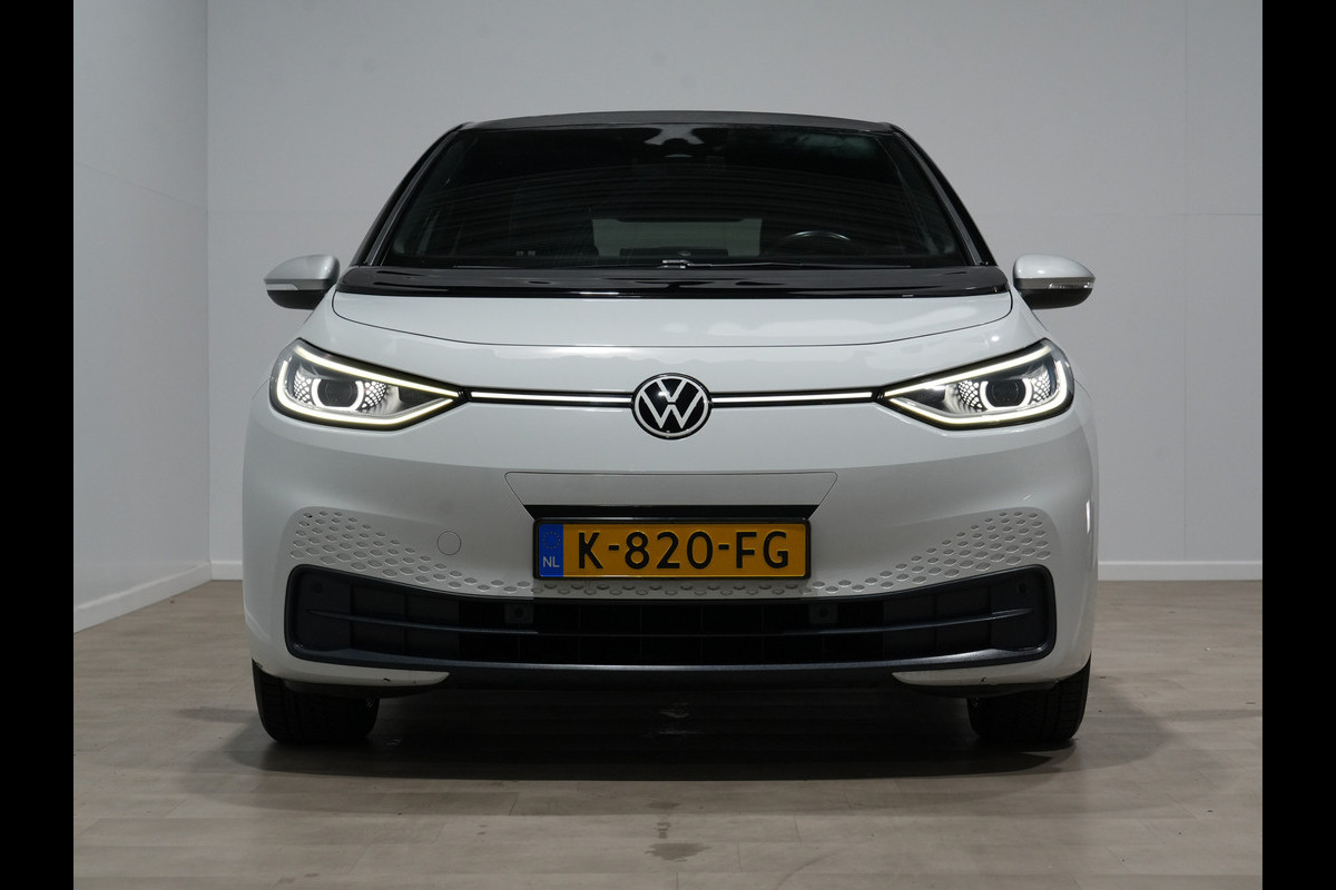 Volkswagen ID.3 First Plus 58 kWh 204pk | Camera | IQ-Light | Stoelverwarming | Navigatie
