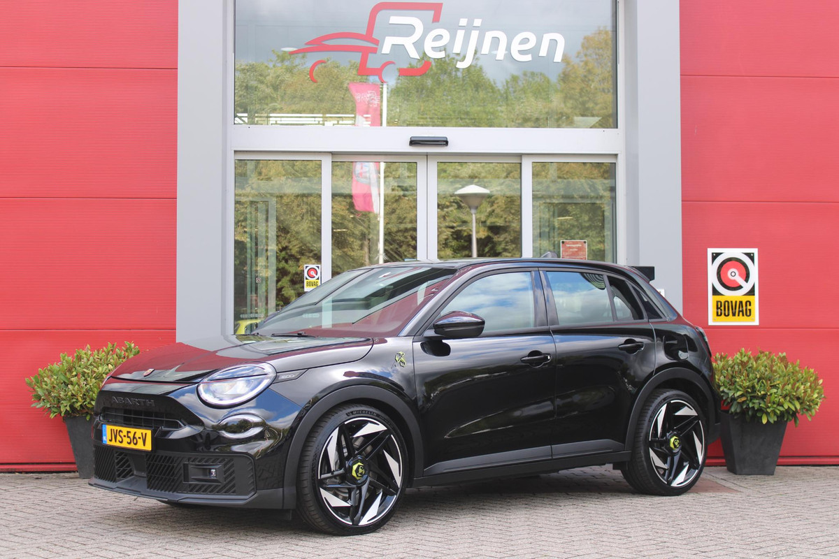 Abarth 600e Abarth Turismo 240PK 54 kWh | "TORSEN" MECHANISCH SPERDIFFERENTIEEL | SABELT SPORT STOELEN | 20" LICHTMETALEN VELGEN ABARTH DESIGN | ABARTH BODYKIT | PARKEERSENSOREN ACHTER | ABARTH REMKLAUWEN | ADAPTIVE CRUISE CONTROL | DRAADLOZE APPLE CARPLAY/ANDROID AUTO | DC SNELLAAD FUNCTIE | KEYLESS START | AUTOMATISCH DIMMENDE BINNENSPIEGEL |