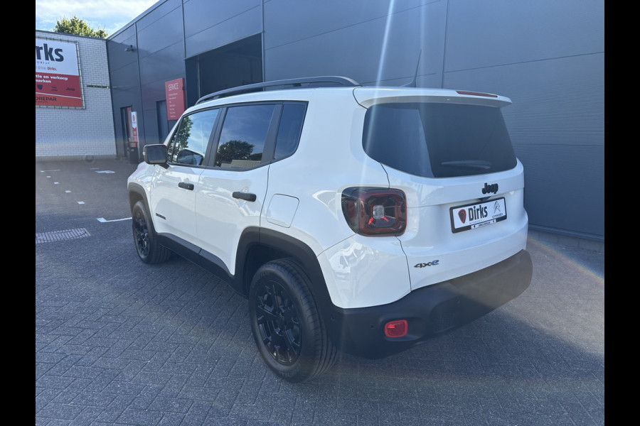 Jeep Renegade 4xe 240 Plug-in Hybrid The North Star (Elektrisch Schuifdak - Navigatie - Apple Carplay - Camera - Stoel & Stuurverwarming - LED