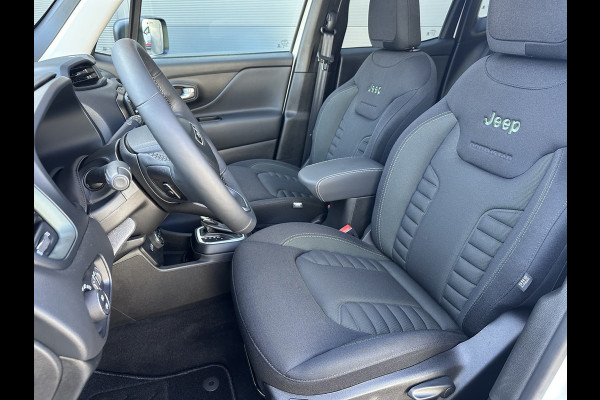Jeep Renegade 4xe 240 Plug-in Hybrid The North Star (Elektrisch Schuifdak - Navigatie - Apple Carplay - Camera - Stoel & Stuurverwarming - LED