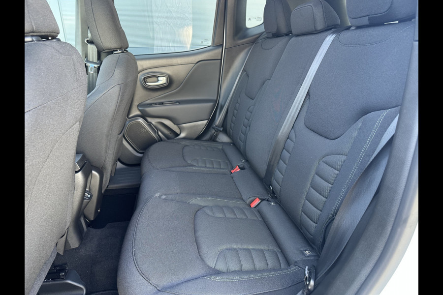 Jeep Renegade 4xe 240 Plug-in Hybrid The North Star (Elektrisch Schuifdak - Navigatie - Apple Carplay - Camera - Stoel & Stuurverwarming - LED